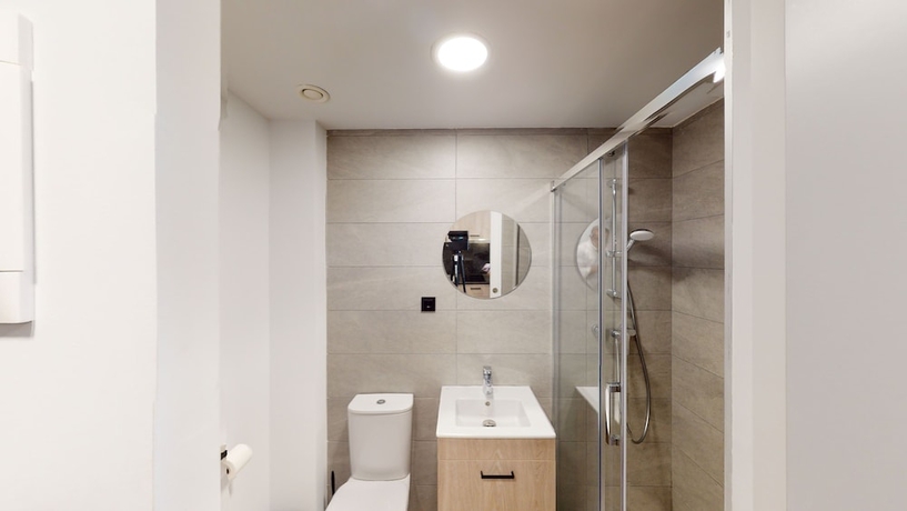 Imagen de la habitación del Hotel Micampus Alicante. Foto 4