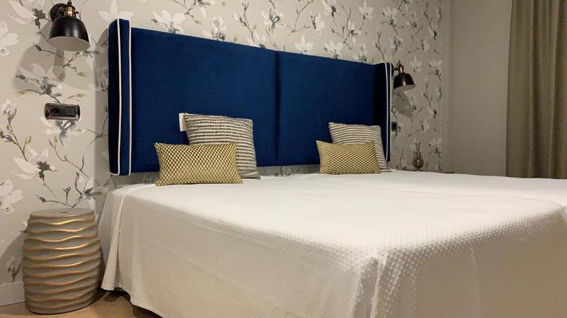 Imagen de la habitación del Hotel Micampus Burgos Centro. Foto 2