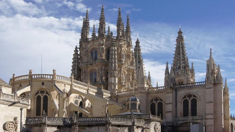 Imagen de los exteriores del Hotel Micampus Burgos Centro. Foto 6