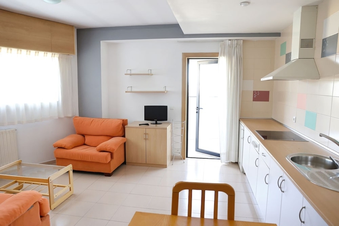 Imagen de la habitación del Hotel Micampus Lugo. Foto 2