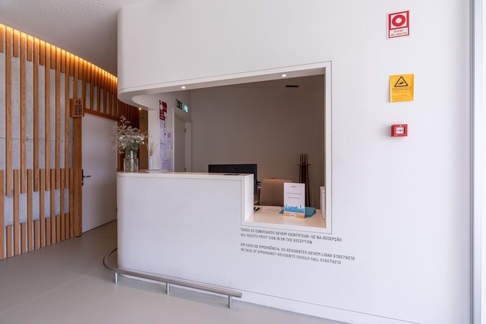 Imagen de los interiores del Hotel Micampus Porto Tower. Foto 19