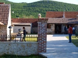 Imagen general del Hotel Micanovi Dvori - Village Zrmanja. Foto 8