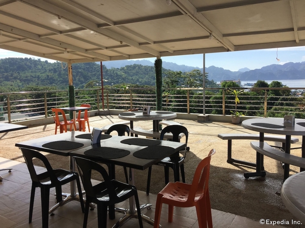 Imagen del bar/restaurante del Hotel Micasa Lodge. Foto 3