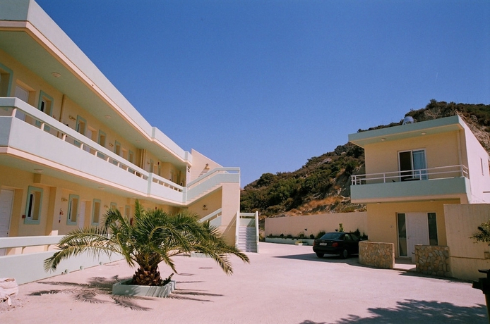 Imagen de los exteriores del Hotel Michaelo Studios. Foto 12