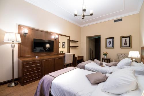 Imagen de la habitación del Hotel Michael\'s Palace. Foto 9