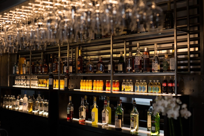 Imagen del bar/restaurante del Hotel Michaelson Boutique. Foto 4