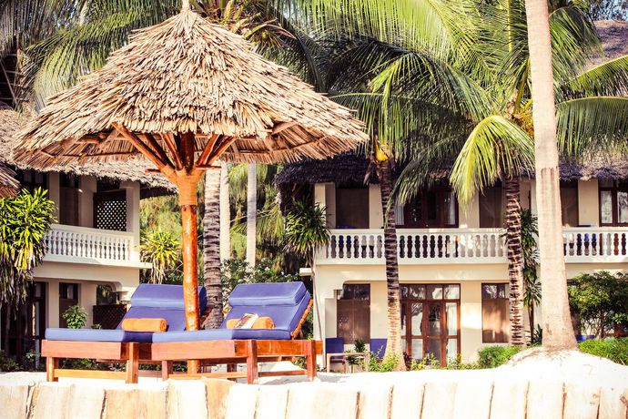 Imagen del bar/restaurante del Hotel Michamvi Sunset Bay. Foto 4