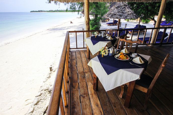 Imagen de los exteriores del Hotel Michamvi Sunset Bay. Foto 15