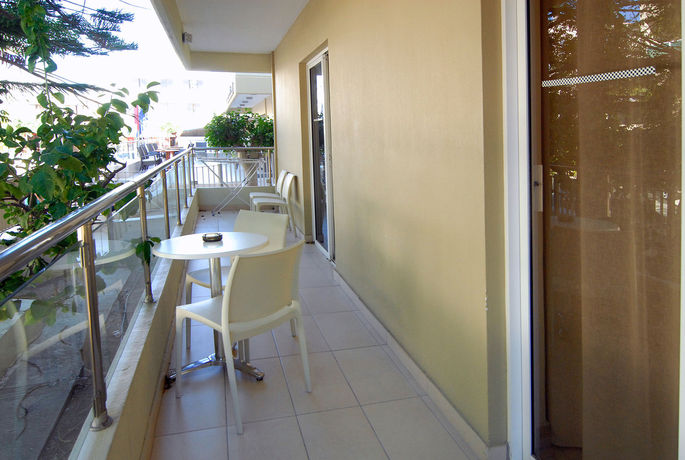 Imagen de la habitación del Hotel Michel Apartments. Foto 11