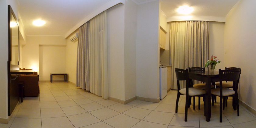 Imagen de la habitación del Hotel Michel Apartments. Foto 14