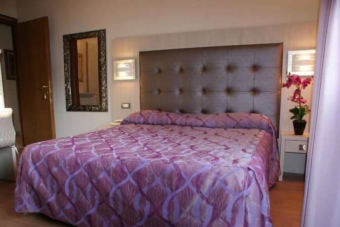Imagen de la habitación del Hotel Michela, Massa. Foto 16