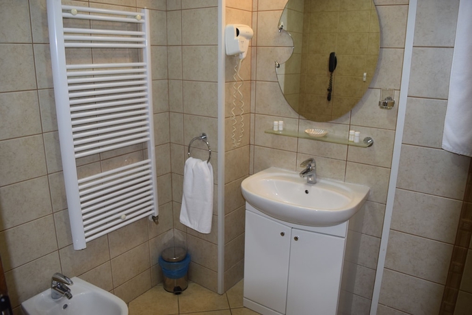 Imagen de la habitación del Hotel Michelangelo, Bucarest. Foto 15