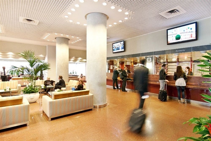 Imagen de los interiores del Hotel Michelangelo, Milán. Foto 12