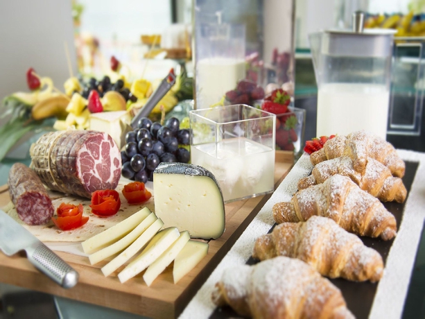 Imagen del bar/restaurante del Hotel Michelangelo, Riccione. Foto 14