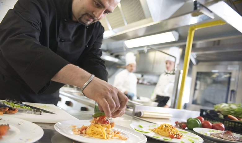 Imagen del bar/restaurante del Hotel Michelangelo, Riccione. Foto 16