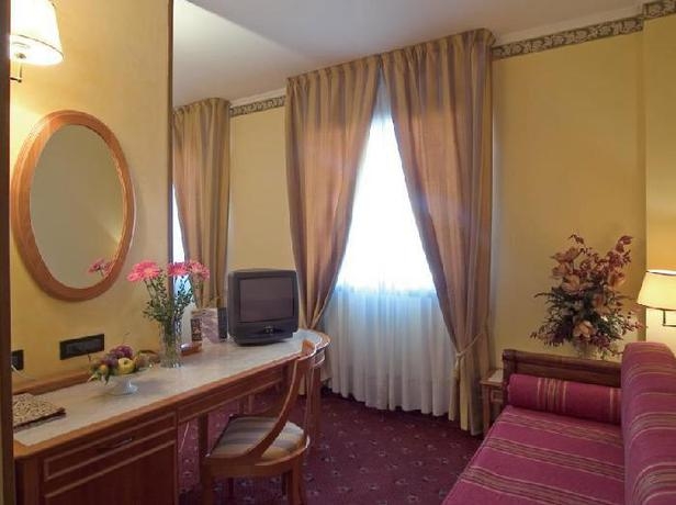 Imagen general del Hotel Michelangelo, Sassuolo. Foto 2