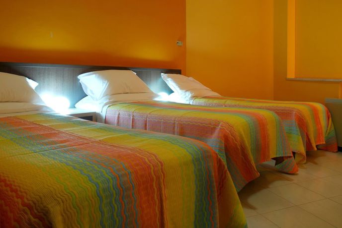 Imagen de la habitación del Hotel Michelangelo, Teramo. Foto 12
