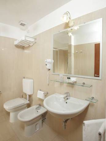 Imagen de la habitación del Hotel Michelangelo, Terranuova Bracciolini. Foto 3