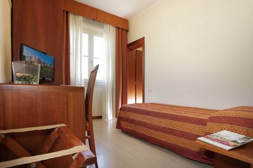 Imagen de la habitación del Hotel Michelangelo, Terranuova Bracciolini. Foto 6