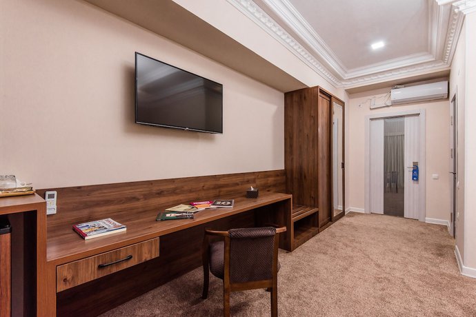 Imagen de la habitación del Hotel Michelin. Foto 8
