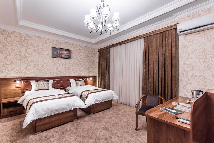 Imagen de la habitación del Hotel Michelin. Foto 12