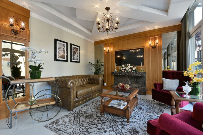 Imagen de los interiores del Hotel Micheline. Foto 19