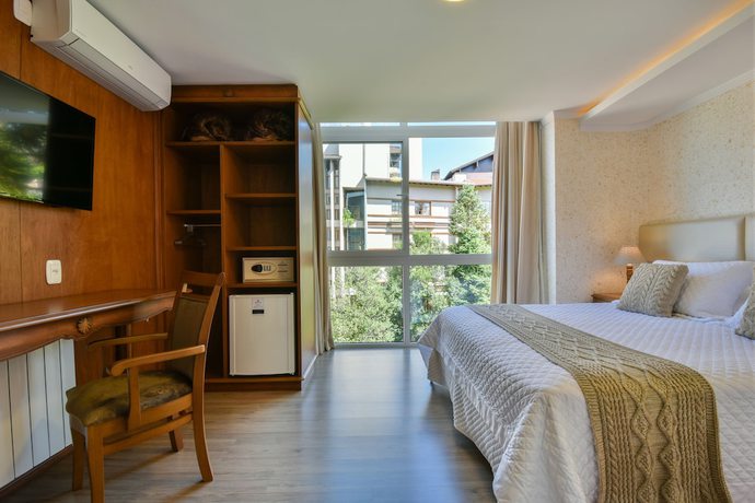 Imagen de la habitación del Hotel Micheline. Foto 13