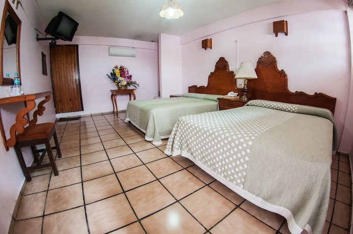 Imagen de la habitación del Hotel Michelle. Foto 2