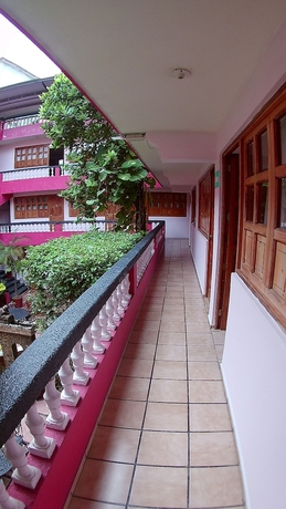 Imagen de la habitación del Hotel Michelle. Foto 6