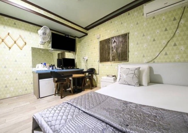 Imagen de la habitación del Hotel Michigan Motel. Foto 10