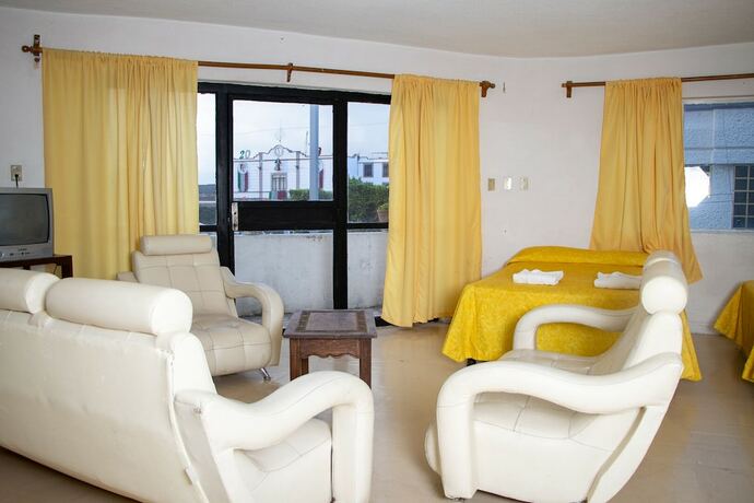 Imagen de la habitación del Hotel Michoac&aacute;n. Foto 17