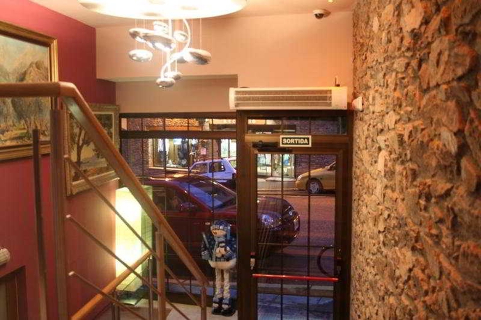 Imagen general del Hotel Micolau. Foto 2