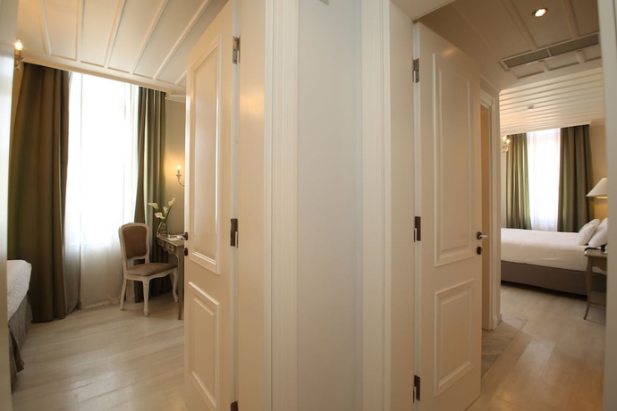 Imagen de la habitación del Hotel Micra Anglia Boutique and Spa. Foto 5