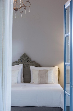 Imagen de la habitación del Hotel Micra Anglia Boutique and Spa. Foto 11