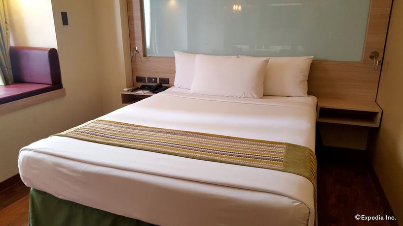 Imagen de la habitación del Hotel Microtel By Wyndham Baguio. Foto 2