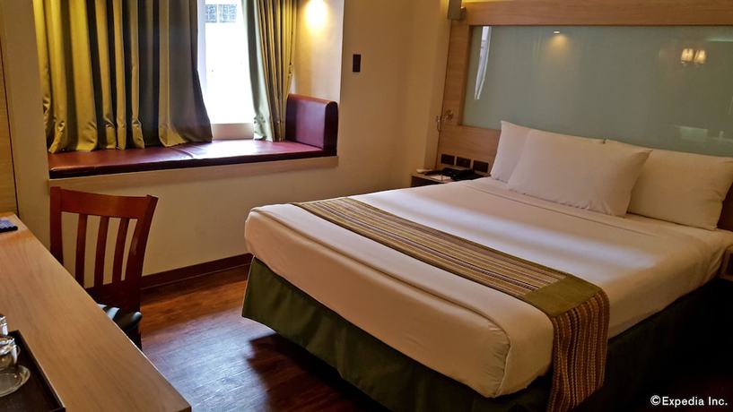 Imagen de la habitación del Hotel Microtel By Wyndham Baguio. Foto 5