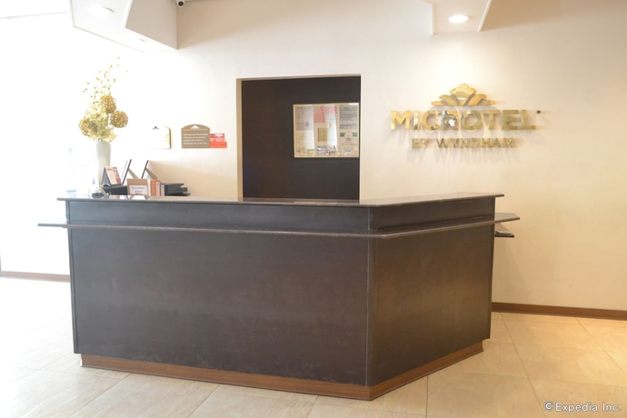 Imagen de los interiores del Hotel Microtel By Wyndham General Santos. Foto 15