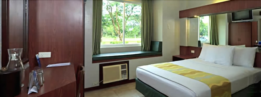 Imagen de la habitación del Hotel Microtel By Wyndham Tarlac. Foto 9