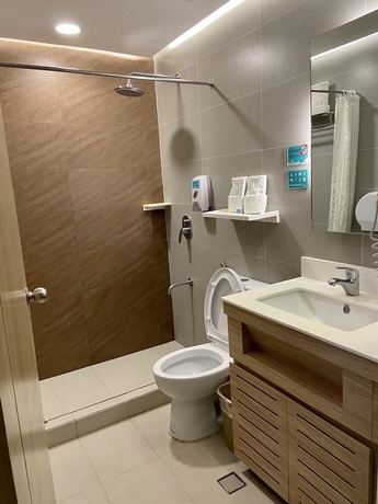 Imagen de la habitación del Hotel Microtel By Wyndham Tarlac. Foto 19
