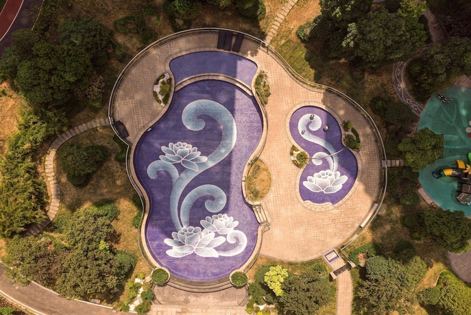 Imagen de la piscina del Hotel Microtel By Wyndham Xiangtan Tianyi. Foto 16