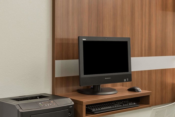 Imagen de los interiores del Hotel Microtel Inn And Suites By Wyndham Altoona. Foto 16