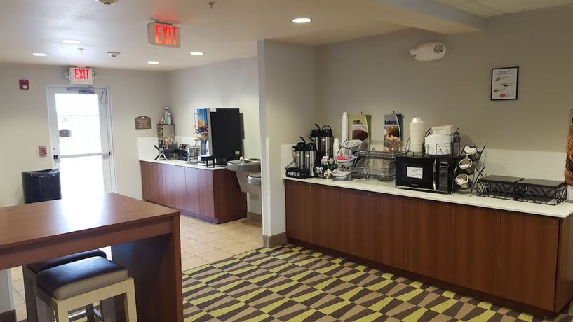 Imagen del bar/restaurante del Hotel Microtel Inn And Suites By Wyndham Bellevue/omaha. Foto 3
