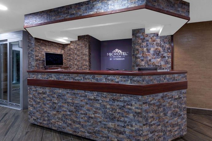 Imagen de los interiores del Hotel Microtel Inn And Suites By Wyndham Bwi Airport Baltimore. Foto 15