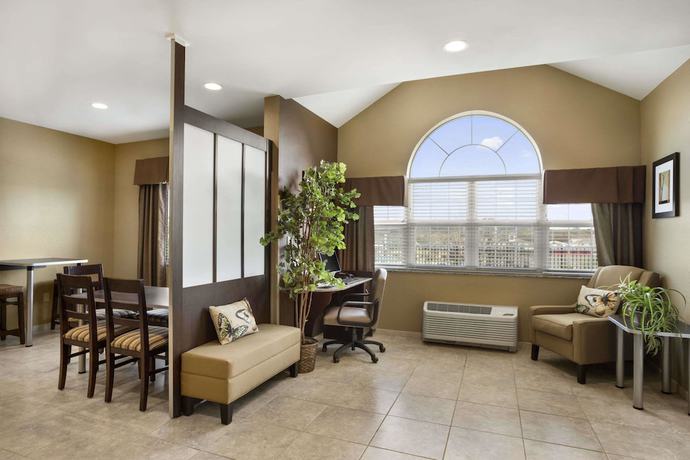 Imagen de los interiores del Hotel Microtel Inn And Suites By Wyndham Cambridge. Foto 20