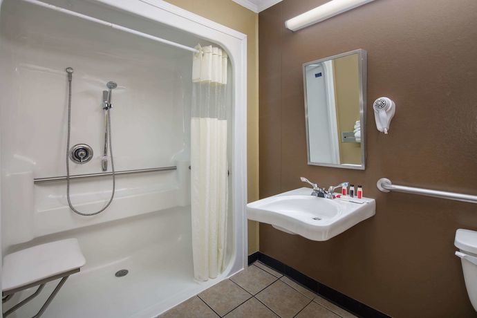 Imagen de la habitación del Hotel Microtel Inn And Suites By Wyndham Columbia/fort Jackson N. Foto 8