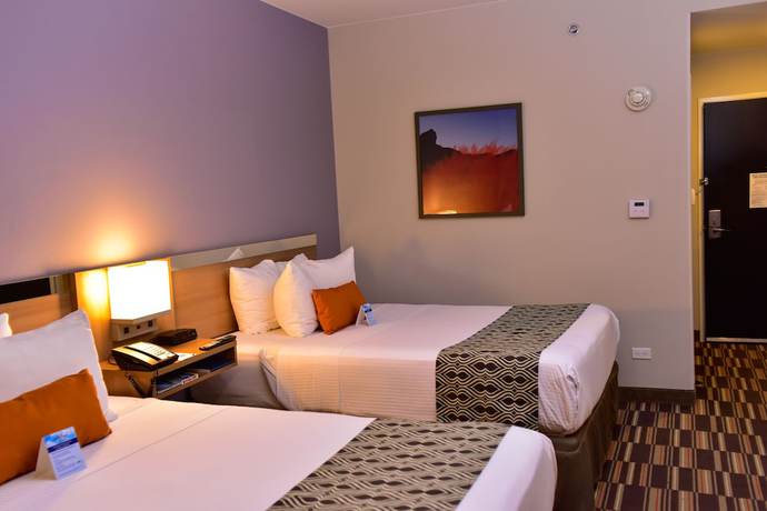 Imagen de la habitación del Hotel Microtel Inn And Suites By Wyndham Cuauhtemoc Campos Menonitas. Foto 12