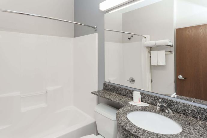 Imagen de la habitación del Hotel Microtel Inn And Suites By Wyndham Elkhart. Foto 5