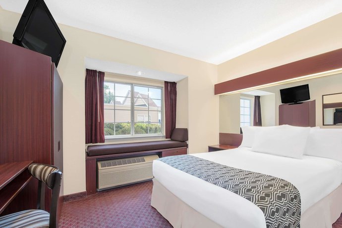 Imagen de la habitación del Hotel Microtel Inn And Suites By Wyndham Hamburg. Foto 3
