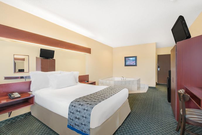Imagen de la habitación del Hotel Microtel Inn And Suites By Wyndham Hamburg. Foto 5