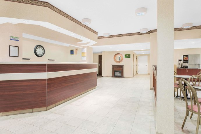 Imagen de los interiores del Hotel Microtel Inn And Suites By Wyndham Hamburg. Foto 14